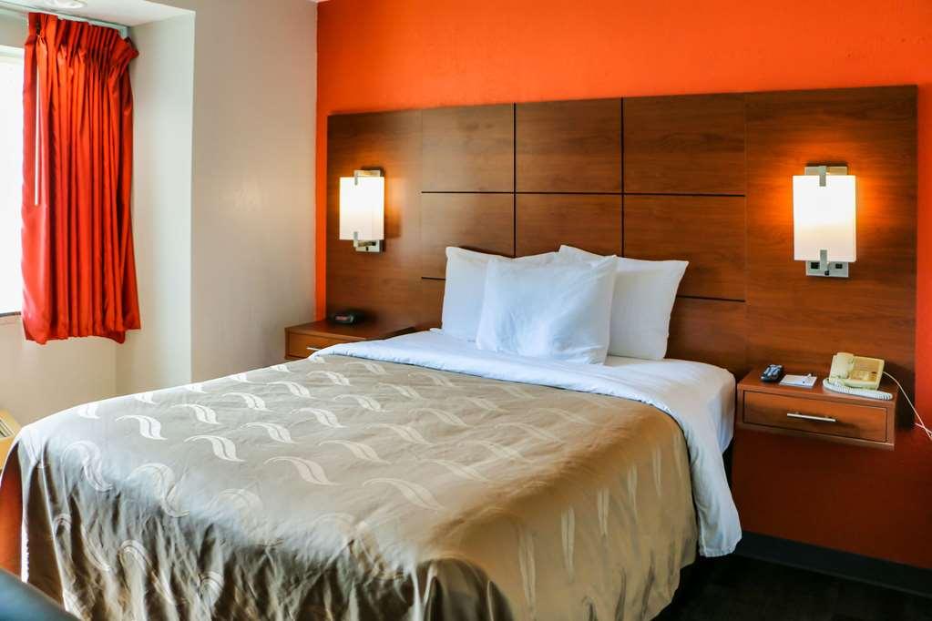 Quality Inn & Suites Watertown Fort Drum Calcium Cameră foto