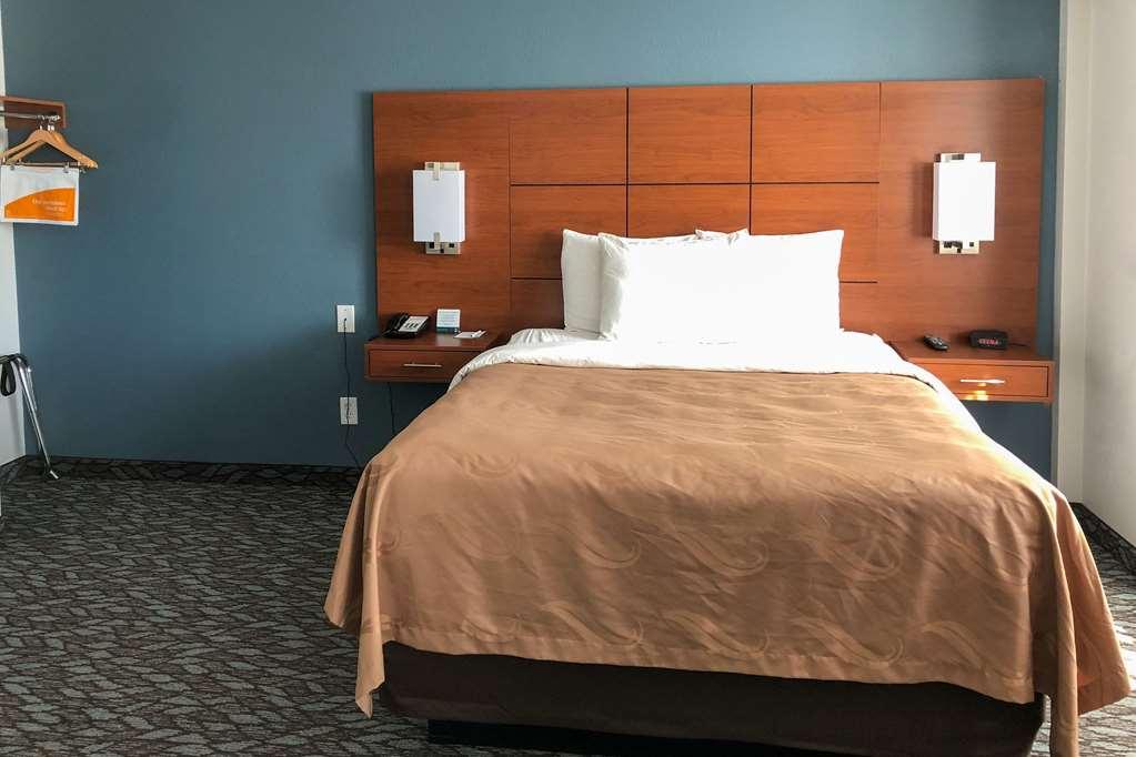 Quality Inn & Suites Watertown Fort Drum Calcium Cameră foto